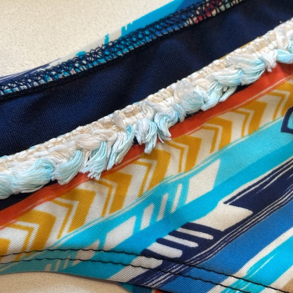 Lucky Brand Guatemala Beach Reversible String Bikini, Size L/XL - Picture 2 of 12